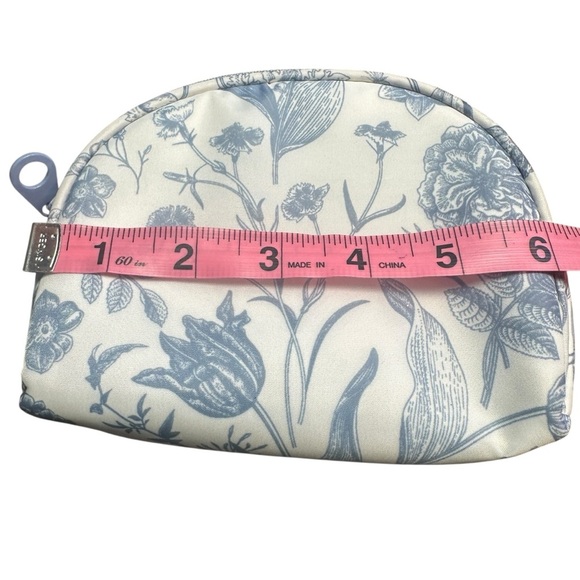 Floral Print Cosmetic Bag Set of 3 NWOT - Picture 9 of 11